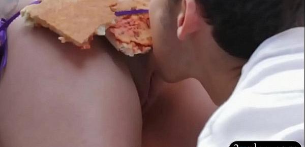  Woman used pizza as bikini eaten by man